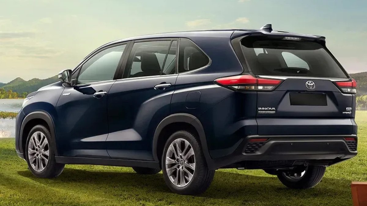 Toyota Innova Hycross Facelift
