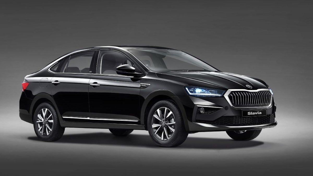 Skoda Slavia: शानदार डिजाइन, दमदार इंजन और प्रीमियम सेडान का बेहतरीन पैकेज 2 Skoda Slavia